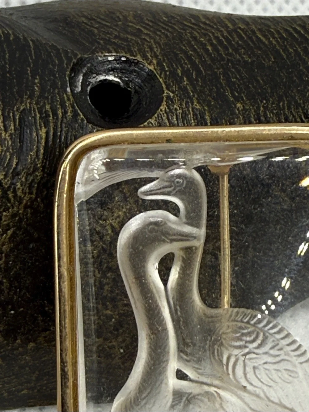 Vintage intaglio glass untested metal unsigned unmarked Glass Swan pin brooch